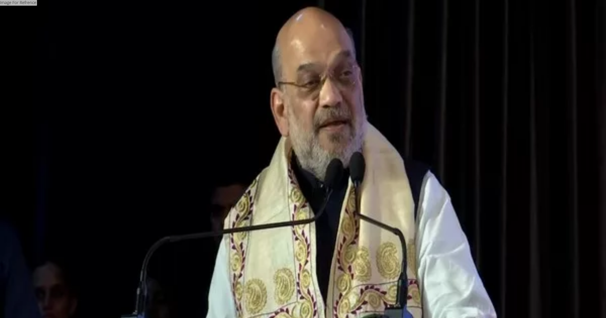 Do anything in life, but don't leave your mother tongue: Amit Shah in Gujarat